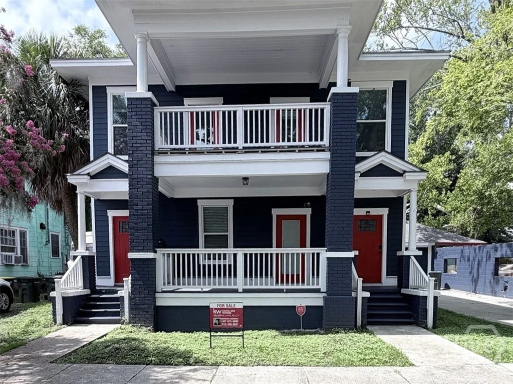 1105 E 38th Street Unit 1105, 1107