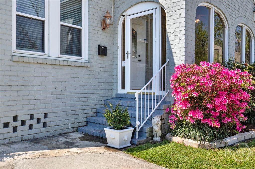 Photo of 1007 Maupas Avenue, Savannah, GA 31401 (MLS # SA352238)