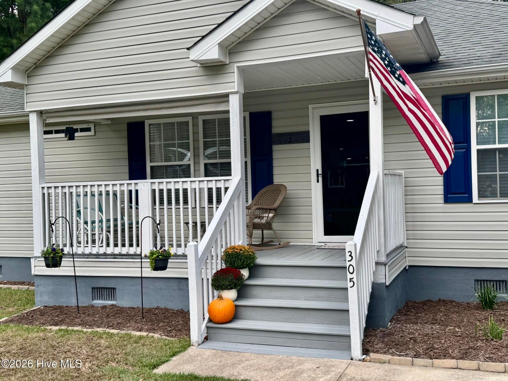 Photo of 305 Klamath Trail, Edenton, NC 27932 (MLS # 100607175)