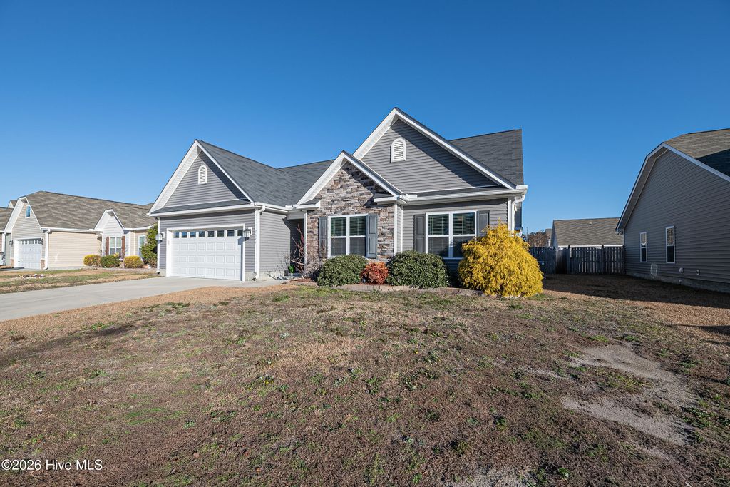 Photo of 2644 Rhinestone Drive, Winterville, NC 28590 (MLS # 100549979)