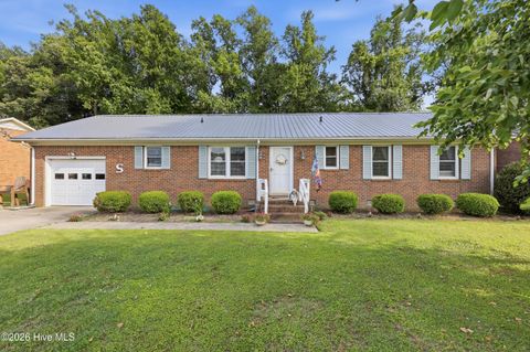 Homes For Sale - 1617 Ulster Drive<br/> Elizabeth City, NC 27909