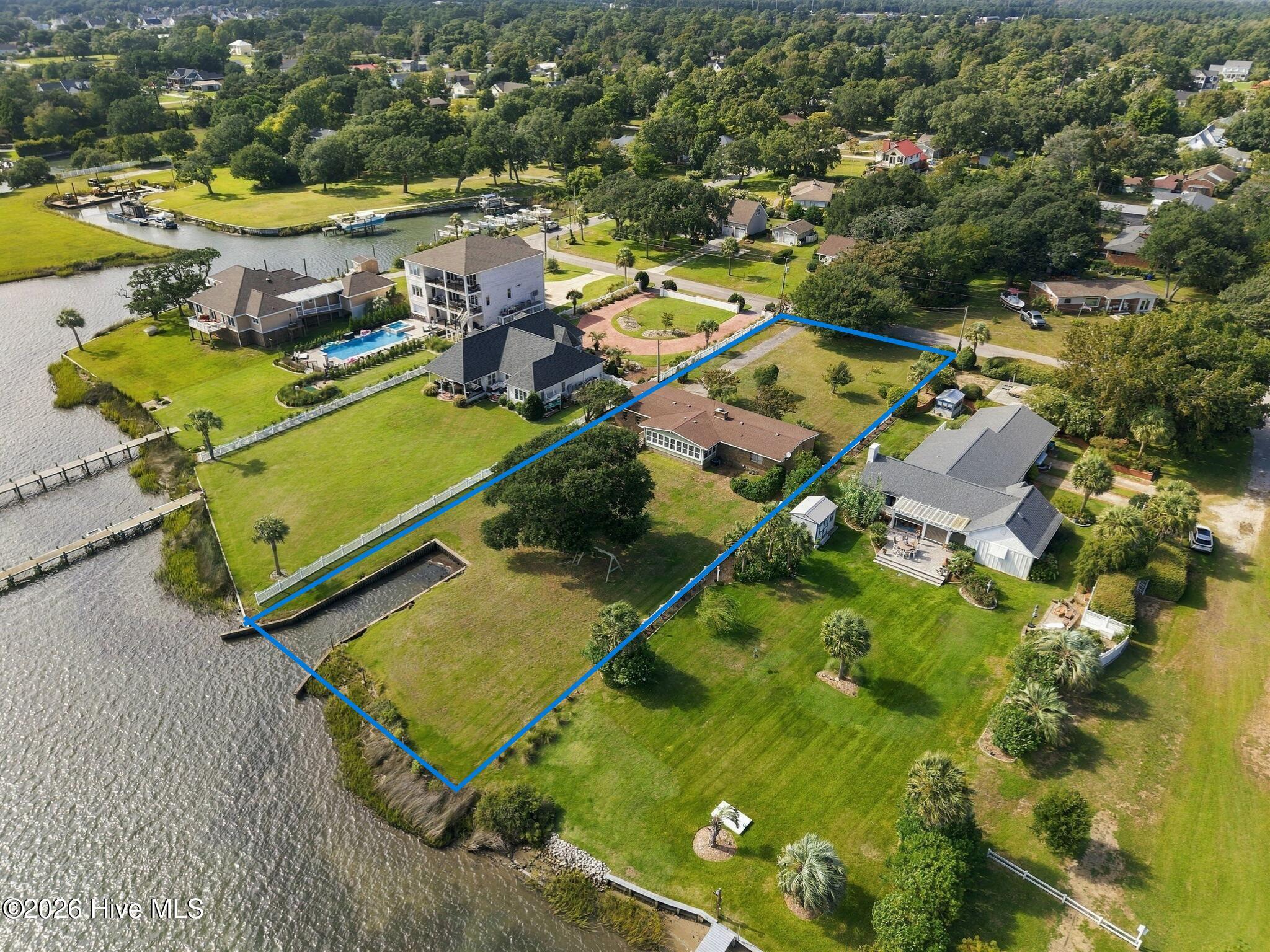 563 Neptune Drive