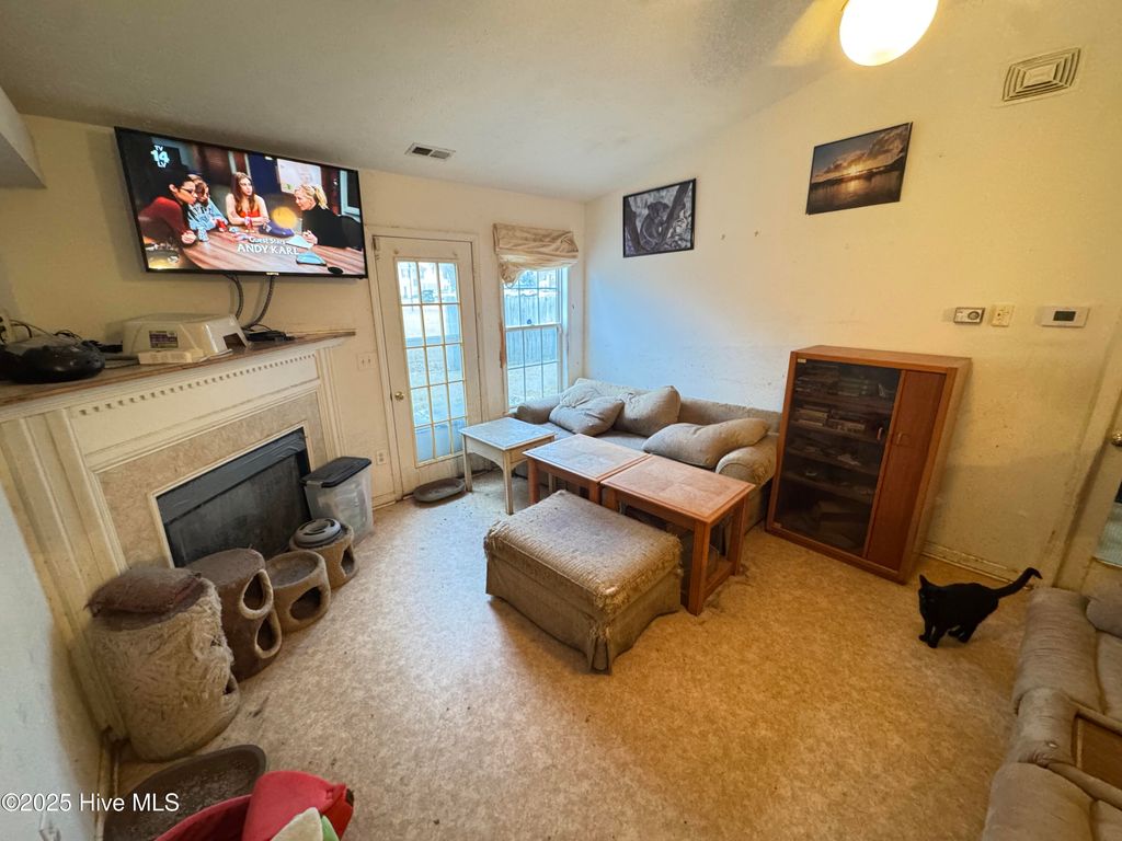 Photo of 106 Moses Griffin Lane, New Bern, NC 28562 (MLS # 100544138)