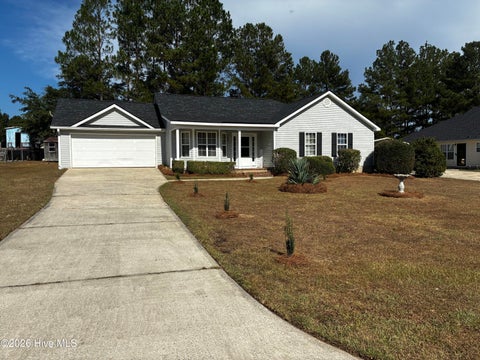 Photo of 1412 NE Huntly Circle, Thomson, GA 30824 (MLS # 100605169)