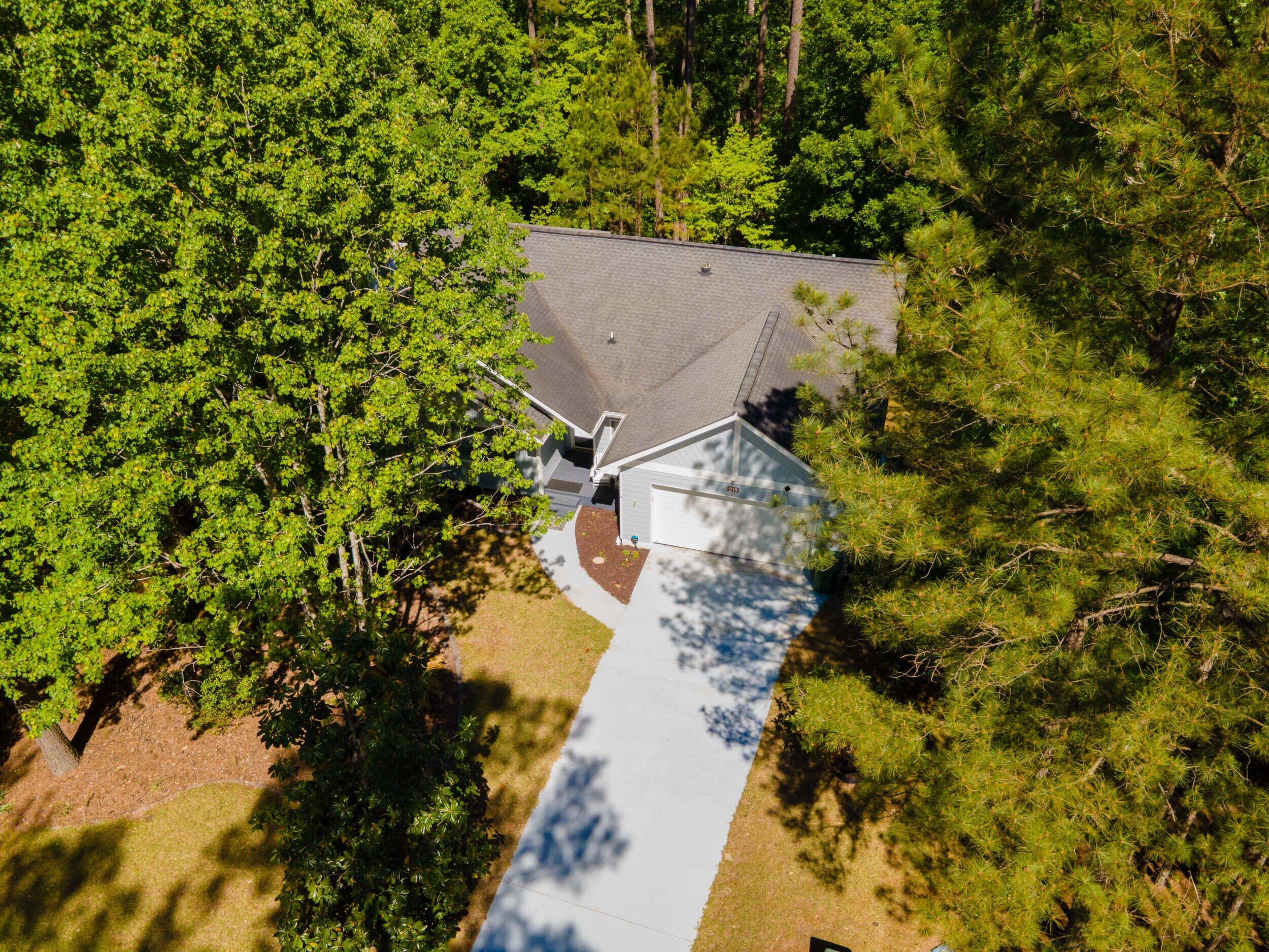 219 Windy Circle