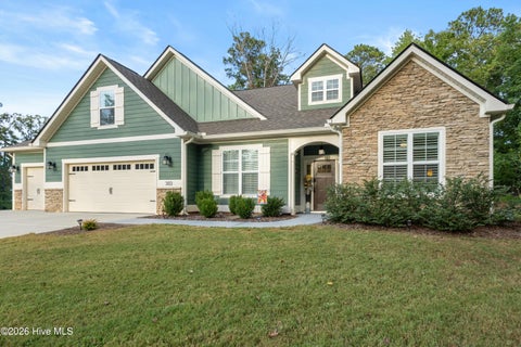 Homes For Sale - 303 Sycamore Place<br/> McCormick, SC 29835