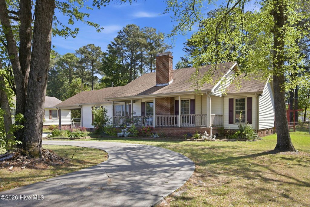 Photo of 8065 Nc 11, Ayden, NC 28513 (MLS # 100569777)
