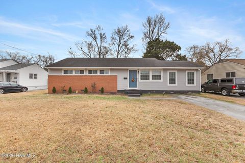 Photo of 904 Barn Street, Jacksonville, NC 28540 (MLS # 100550663)