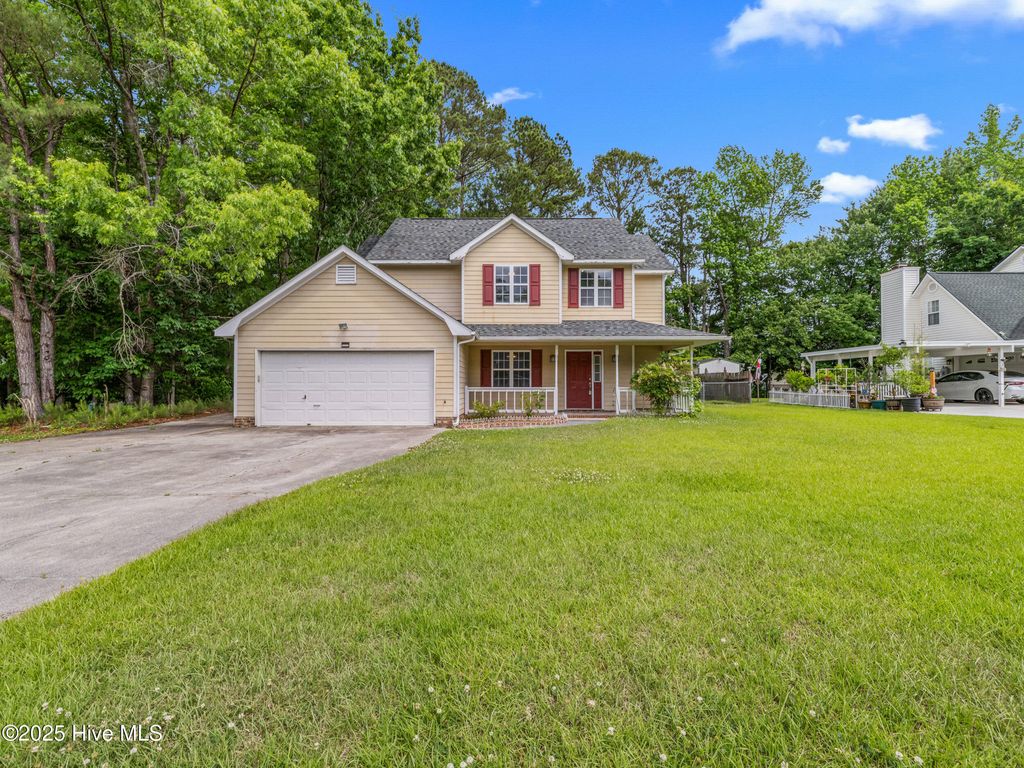 Photo of 882 Pine Valley Road, Jacksonville, NC 28546 (MLS # 100554828)