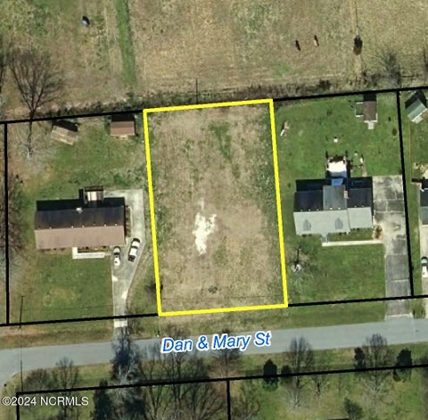Photo for 2602 81 Dan & Mary Street