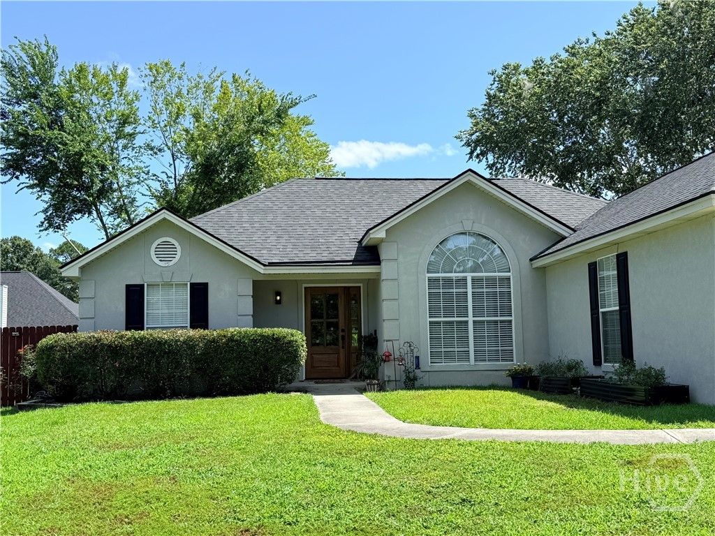 Photo of 37 Ryan Drive, Richmond Hill, GA 31324 (MLS # SA359746)