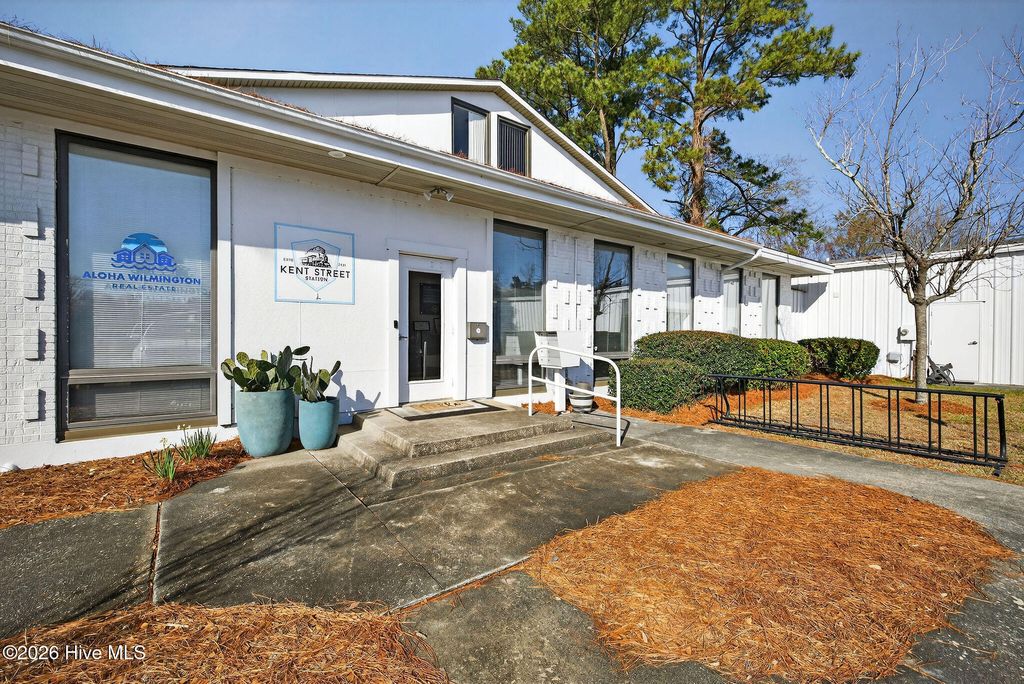 Photo of 1901 Kent Street #G-2nd Floor, Wilmington, NC 28403 (MLS # 100559761)