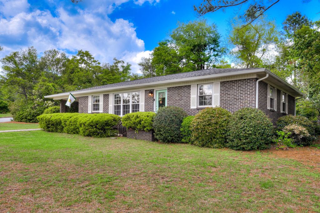 Photo of 1625 Winter Street, Augusta, GA 30904 (MLS # 555189)