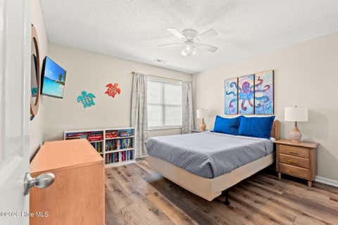 Tiny photo for 27 Ocean Isle West Boulevard # Dd, Ocean Isle Beach, NC 28469 (MLS # 100598041)