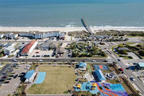 Tiny photo for 27 Ocean Isle West Boulevard # Dd, Ocean Isle Beach, NC 28469 (MLS # 100598041)
