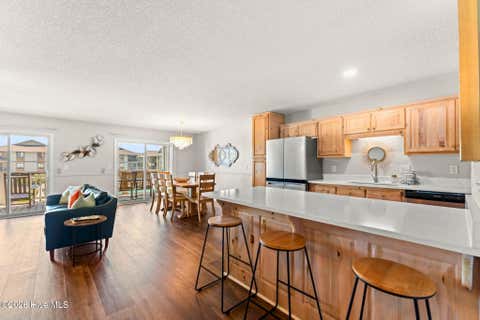 Tiny photo for 27 Ocean Isle West Boulevard # Dd, Ocean Isle Beach, NC 28469 (MLS # 100598041)