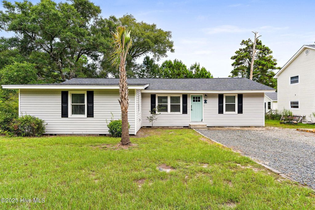 Photo of 6274 Culpepper Road SW, Ocean Isle Beach, NC 28469 (MLS # 100502408)