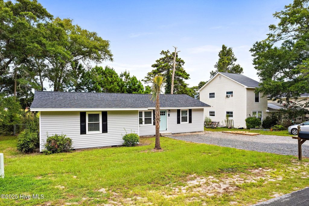 Photo of 6274 Culpepper Road SW, Ocean Isle Beach, NC 28469 (MLS # 100502408)