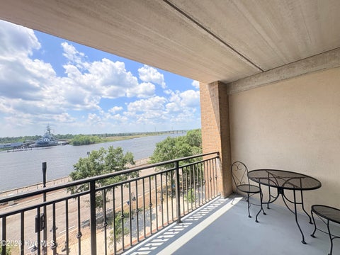 Tiny photo for 106 N Water Street #506, Wilmington, NC 28401 (MLS # 100593222)