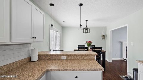 Tiny photo for 129 Suffolk Circle, Jacksonville, NC 28546 (MLS # 100545055)