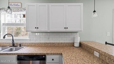 Tiny photo for 129 Suffolk Circle, Jacksonville, NC 28546 (MLS # 100545055)