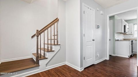 Tiny photo for 129 Suffolk Circle, Jacksonville, NC 28546 (MLS # 100545055)