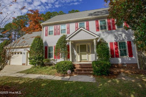 Homes For Sale - 7504 Coleridge Drive<br/> Cumberland County, Fayetteville, NC 28304