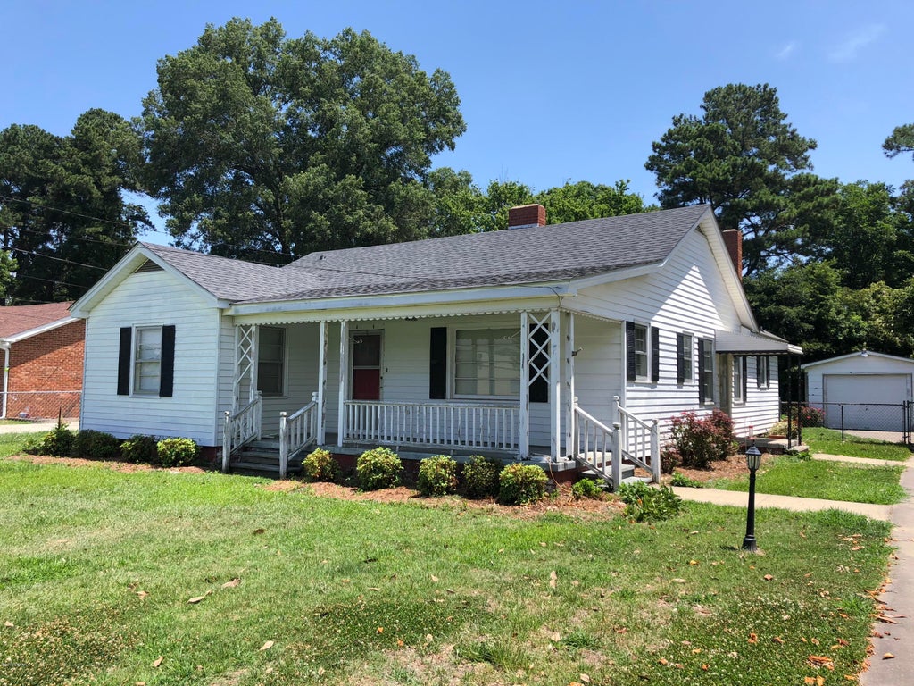 Photo of 506 Raleigh Road, Clinton, NC 28328 (MLS # 100601134)