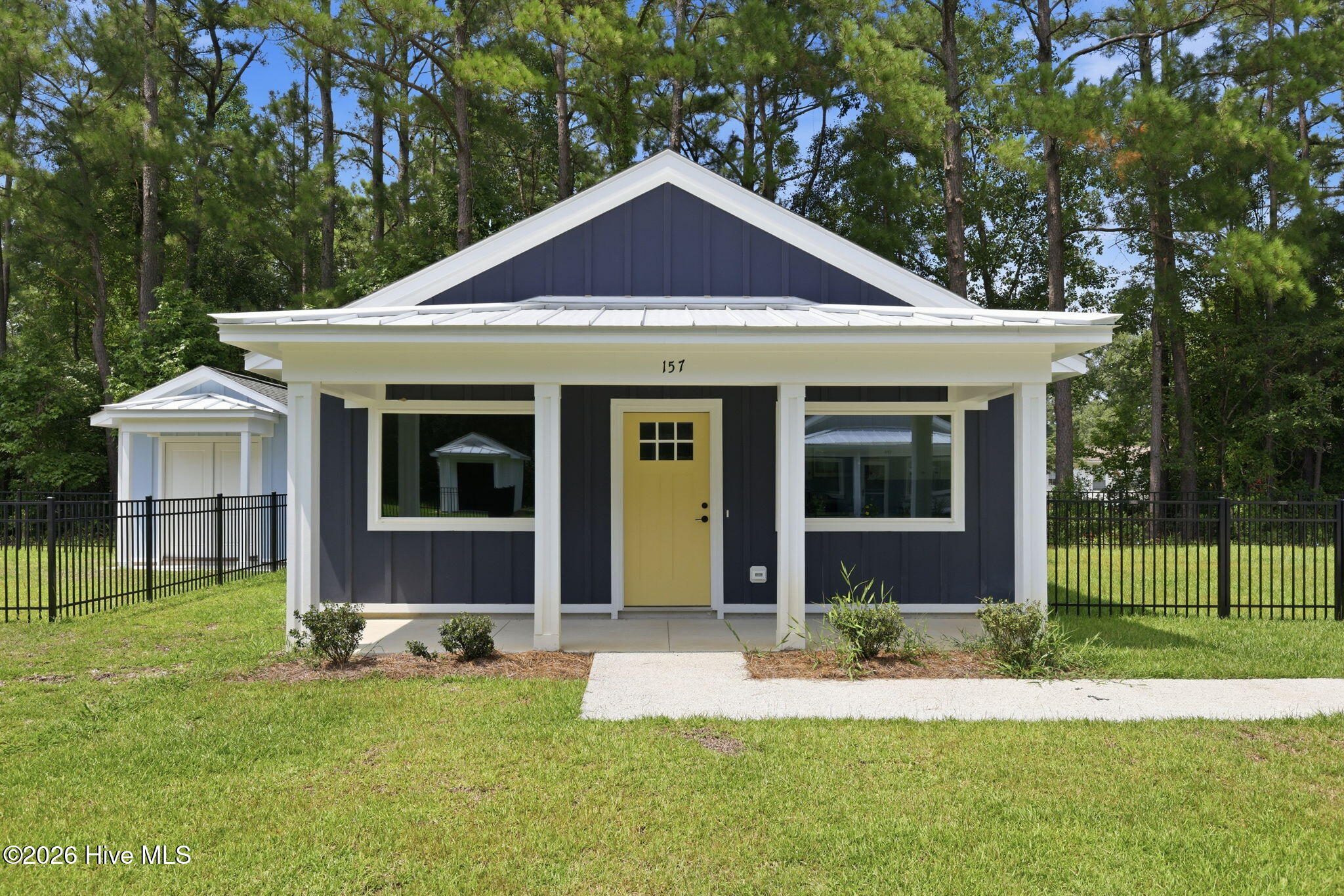 157 Long Pond Loop