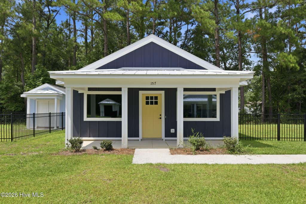 Photo of 157 Long Pond Loop, Swansboro, NC 28584 (MLS # 100597033)