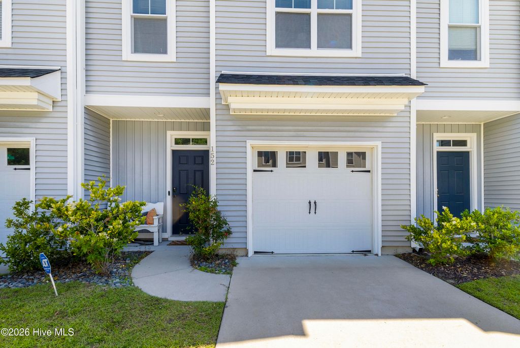 Photo of 152 Aspen Road, Hampstead, NC 28443 (MLS # 100575609)