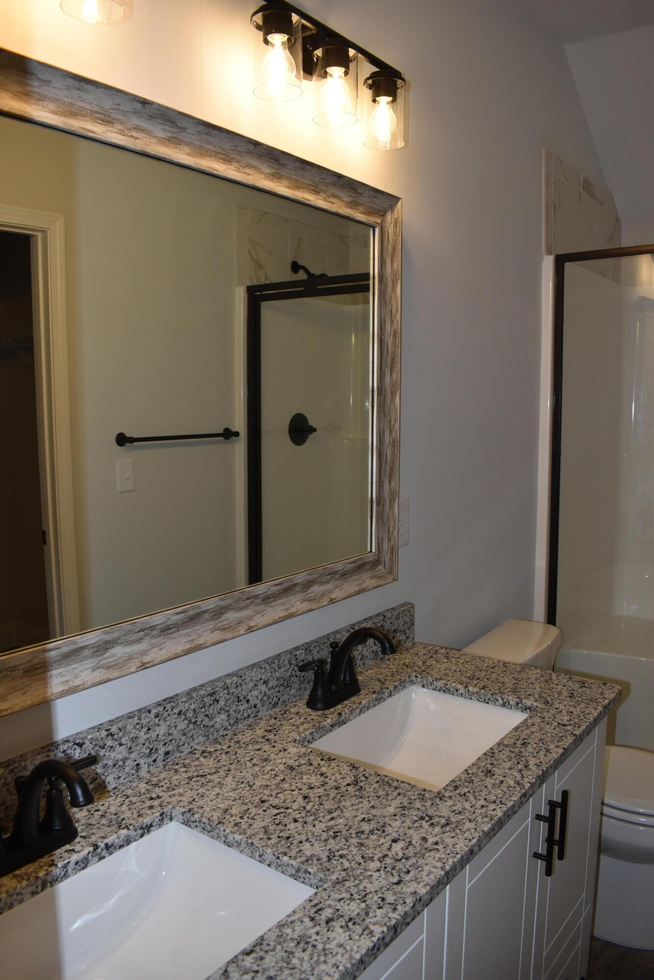 4135 Beautiful Pond Park