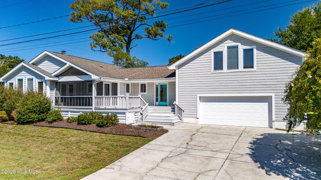 Photo of 213 Mansfield Parkway, Morehead City, NC 28557 (MLS # 100602328)