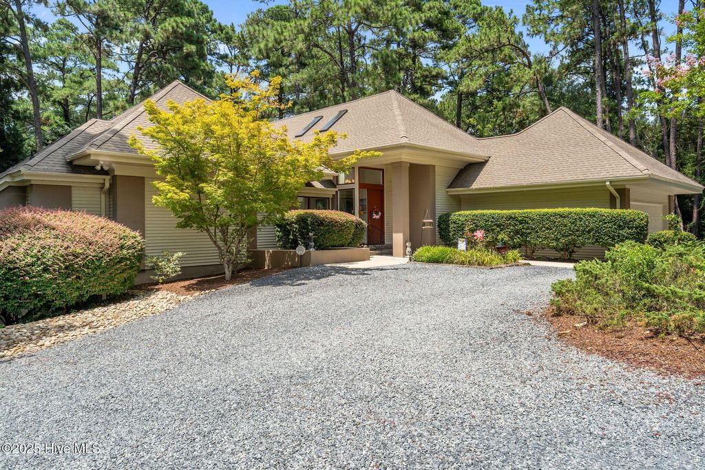 Photo of 125 Williams Road, Southern Pines, NC 28387 (MLS # 100525465)