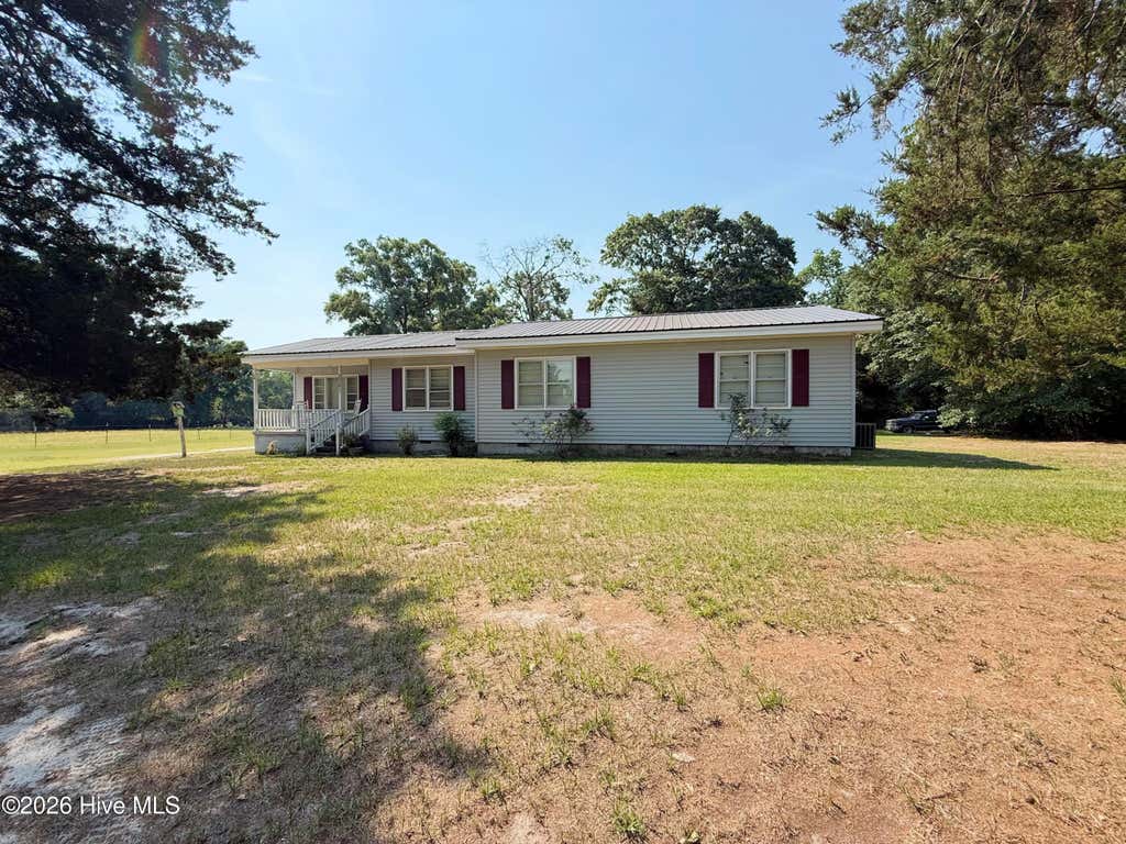 Photo of 2301 S Nc 903 Highway, Magnolia, NC 28453 (MLS # 100580172)