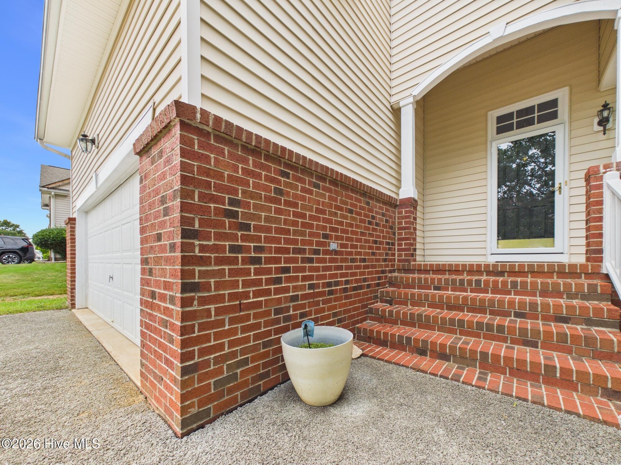 5500 Yates Garden Lane