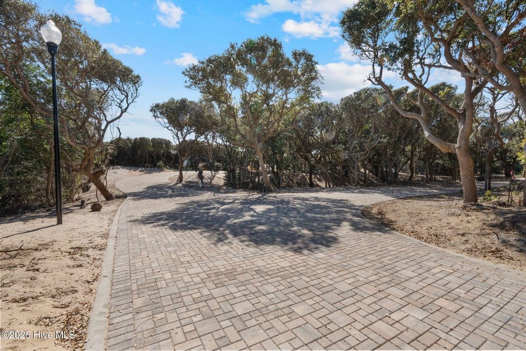 Photo of 101 Roosevelt Reserve Park Place, Pine Knoll Shores, NC 28512 (MLS # 100560466)