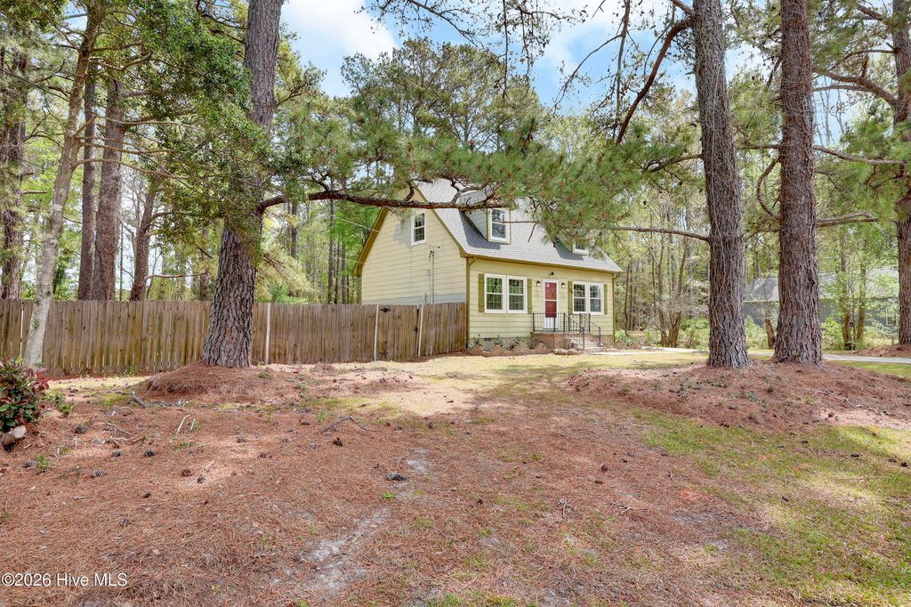 Photo of 118 Deerfield Road, Castle Hayne, NC 28429 (MLS # 100564655)