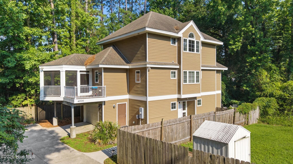 Photo of 4806 Collegiate Drive, Wilmington, NC 28403 (MLS # 100582046)