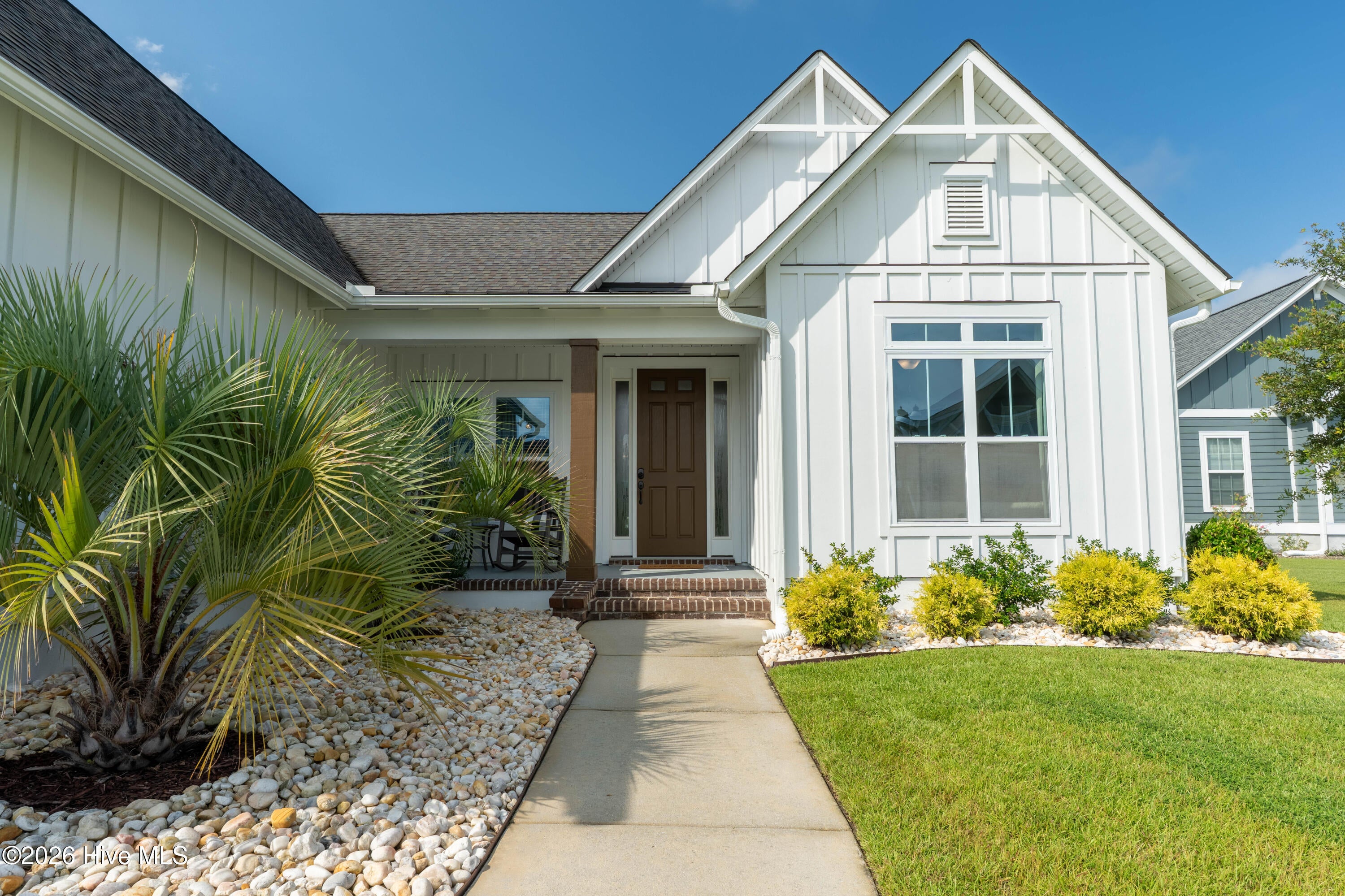 404 Summerhouse Drive