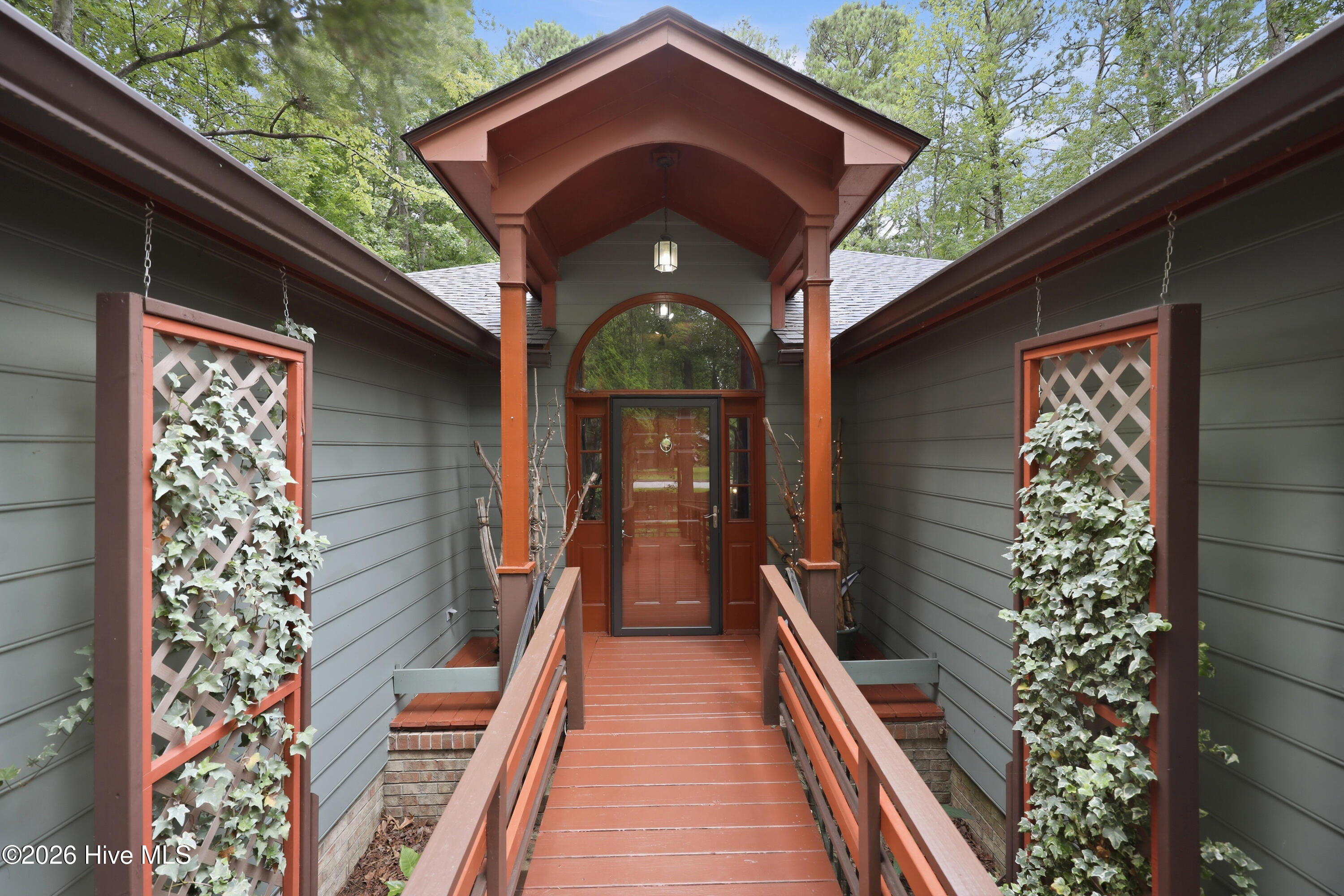 6015 Club House Drive