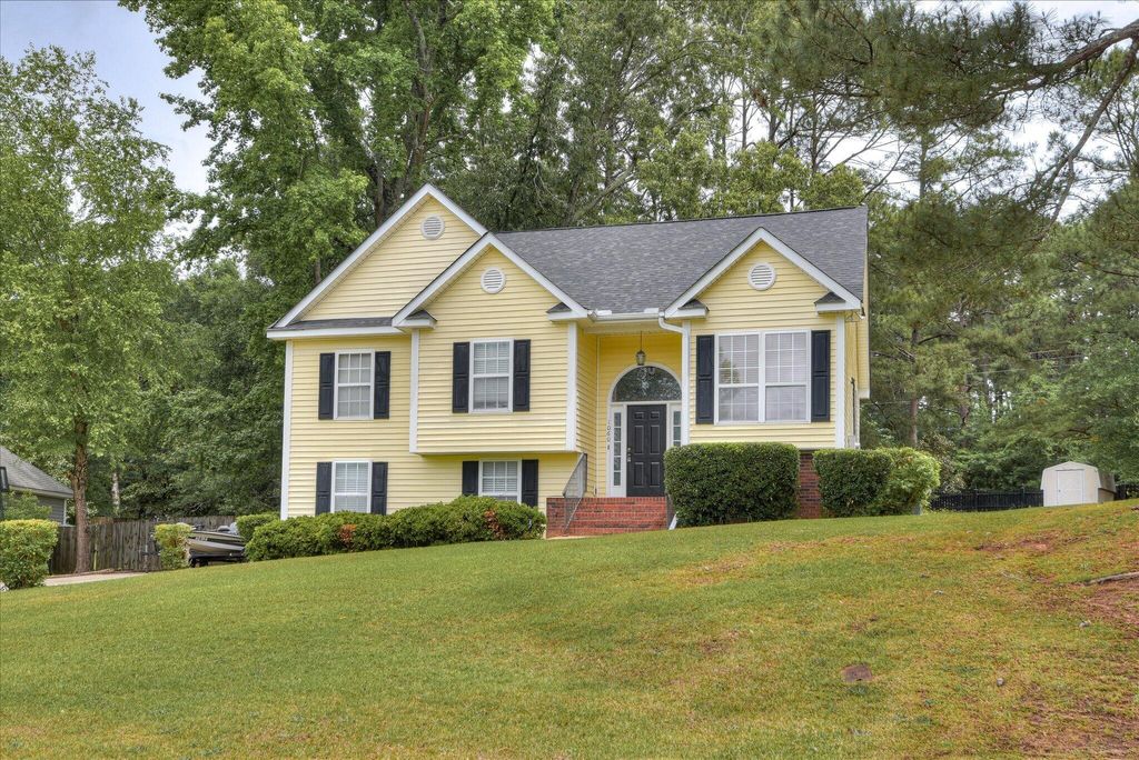 Photo of 1060 Willow Woods Drive, Aiken, SC 29803 (MLS # 555383)