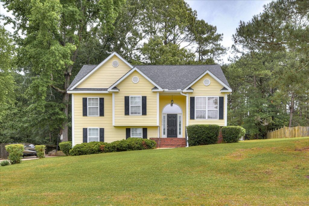 Photo of 1060 Willow Woods Drive, Aiken, SC 29803 (MLS # 555383)