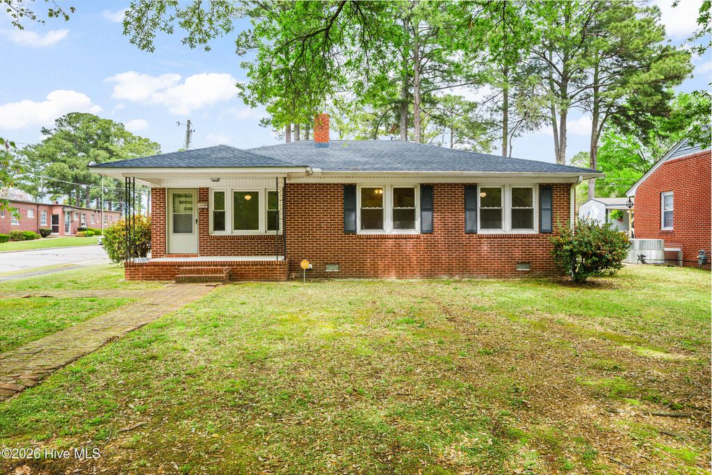 Photo of 1108 Speight Street, Tarboro, NC 27886 (MLS # 100566337)