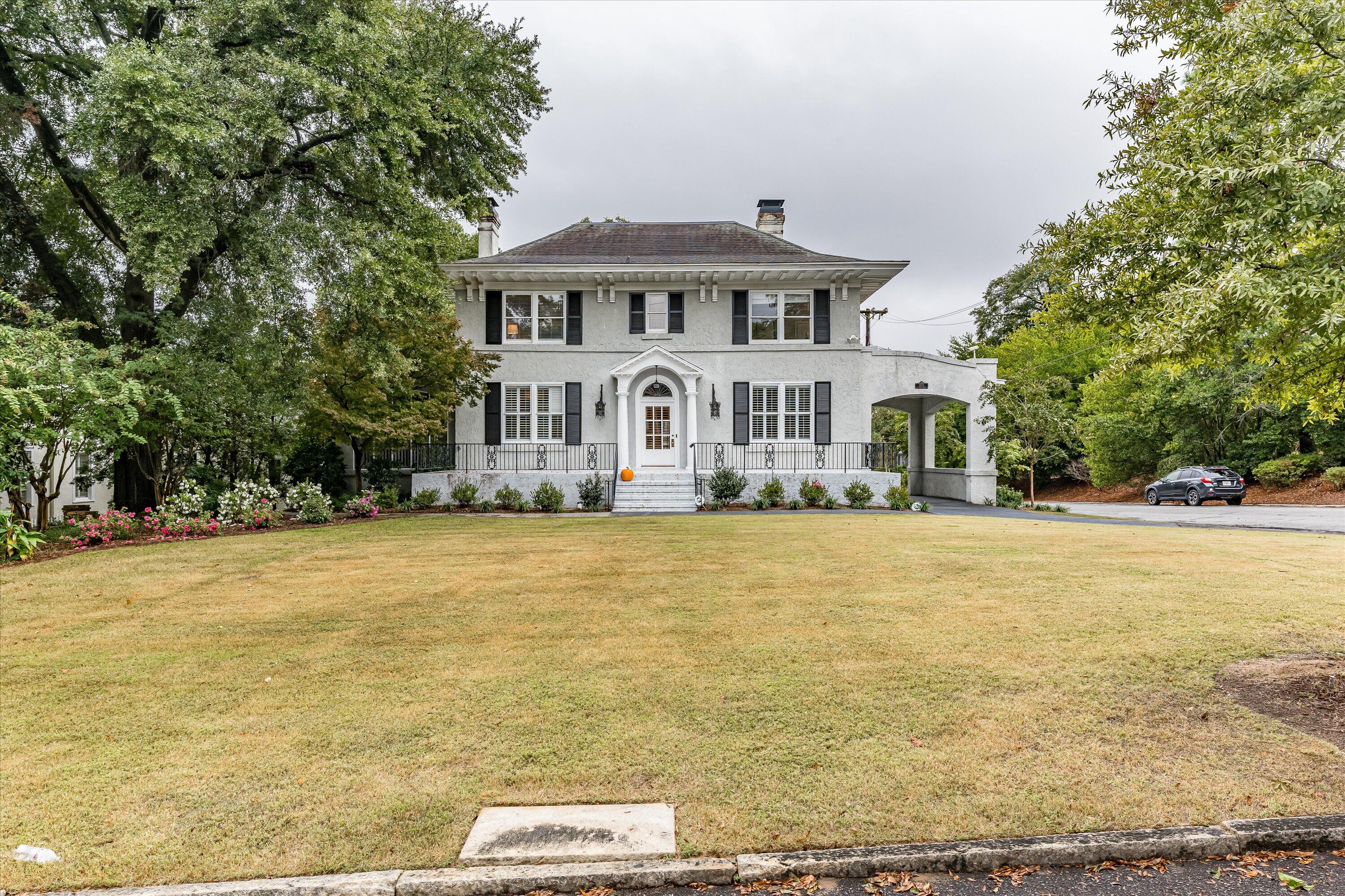 2232 Mcdowell Street