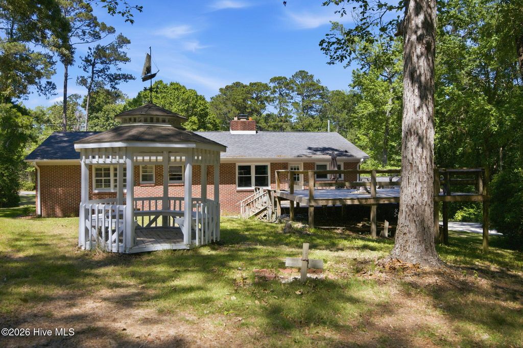 Photo of 302 Copas Road SW, Shallotte, NC 28470 (MLS # 100575338)