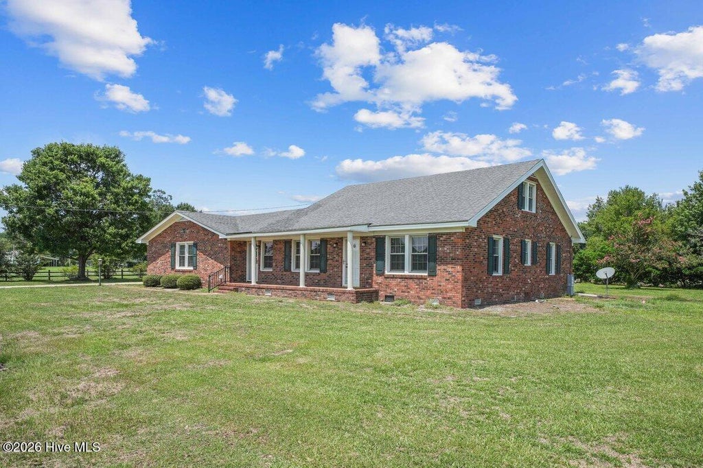 Photo of 1777 Sarecta Road, Pink Hill, NC 28572 (MLS # 100594580)