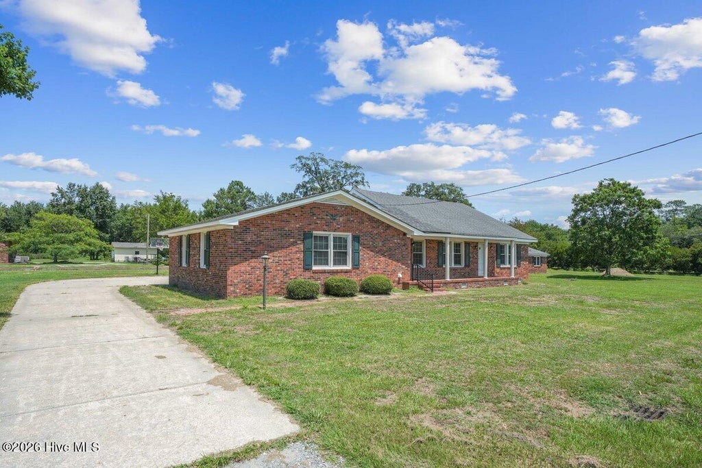 Photo of 1777 Sarecta Road, Pink Hill, NC 28572 (MLS # 100594580)