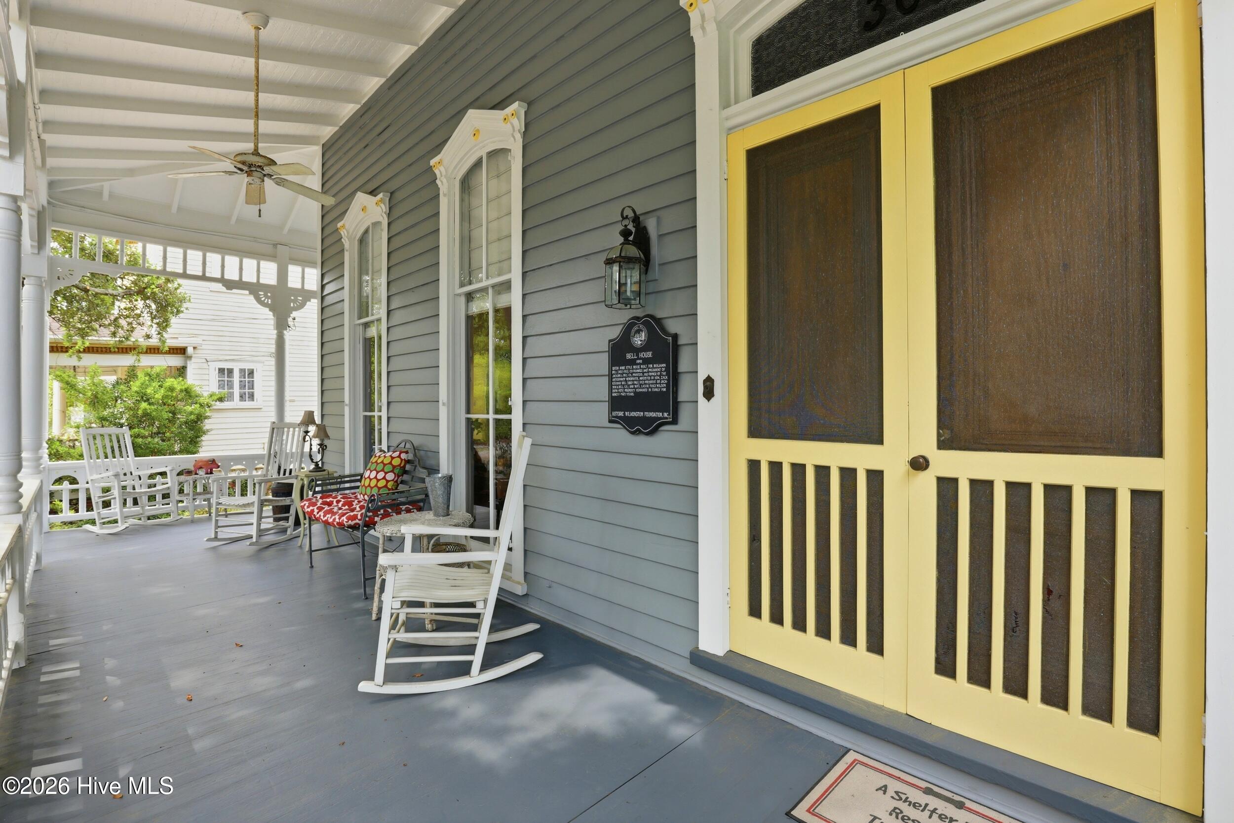 306 S 4th Street