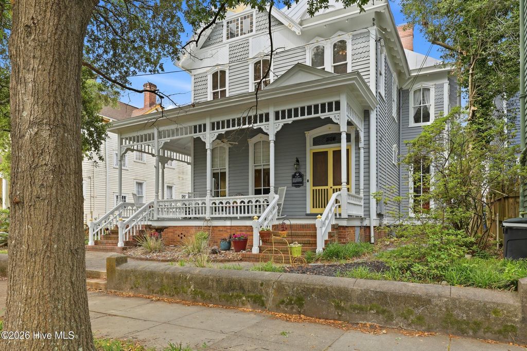Photo of 306 S 4th Street, Wilmington, NC 28401 (MLS # 100573726)